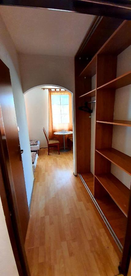 Penzion Highway Hotel Rózsahegy Kültér fotó